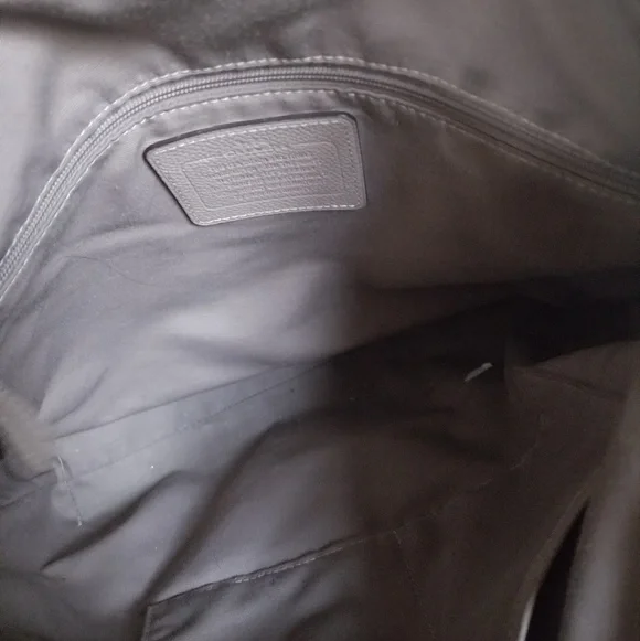 Coach Leather purse - Picture 3 of 6